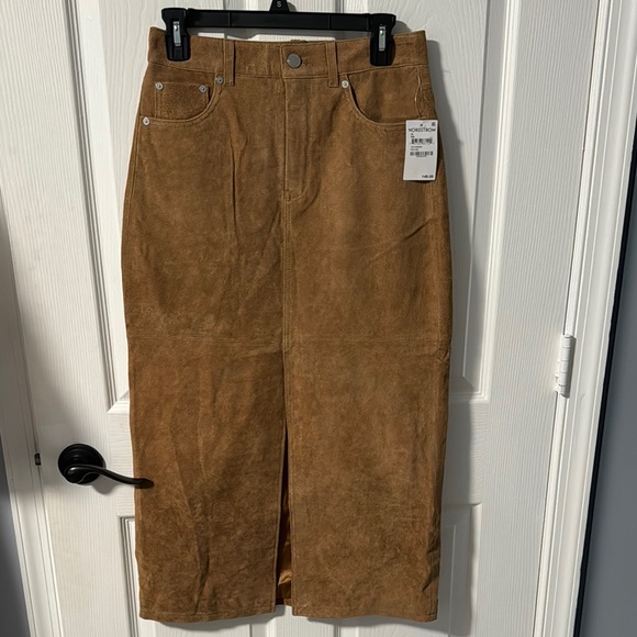 Blank NYC Dresses & Skirts - Brown shade Midi Skirt with Slit